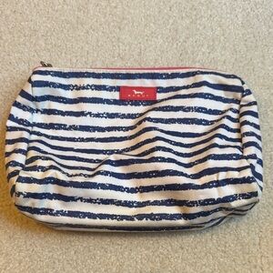 Scout Navy and White Striped Pouch